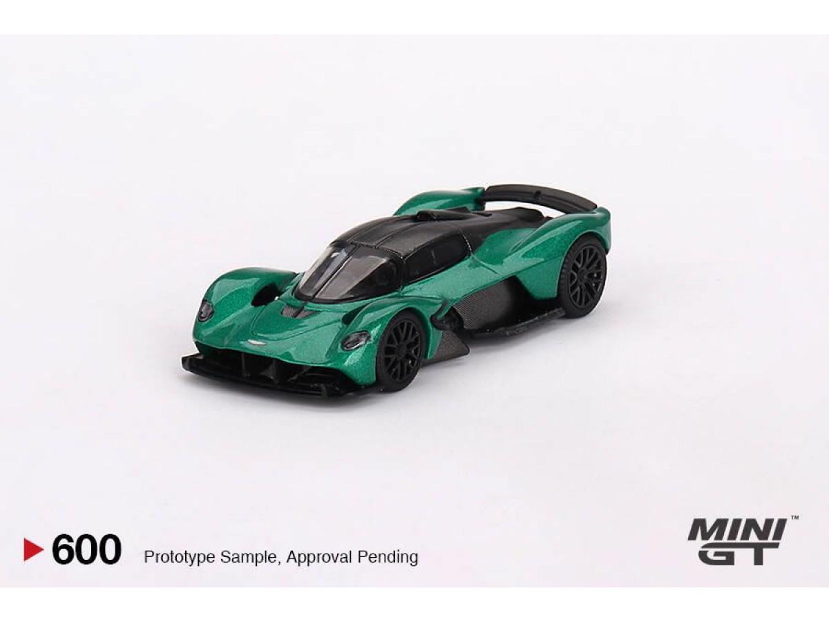 Mini GT 1/64 Aston Martin Valkyrie Aston Martin Racing Green